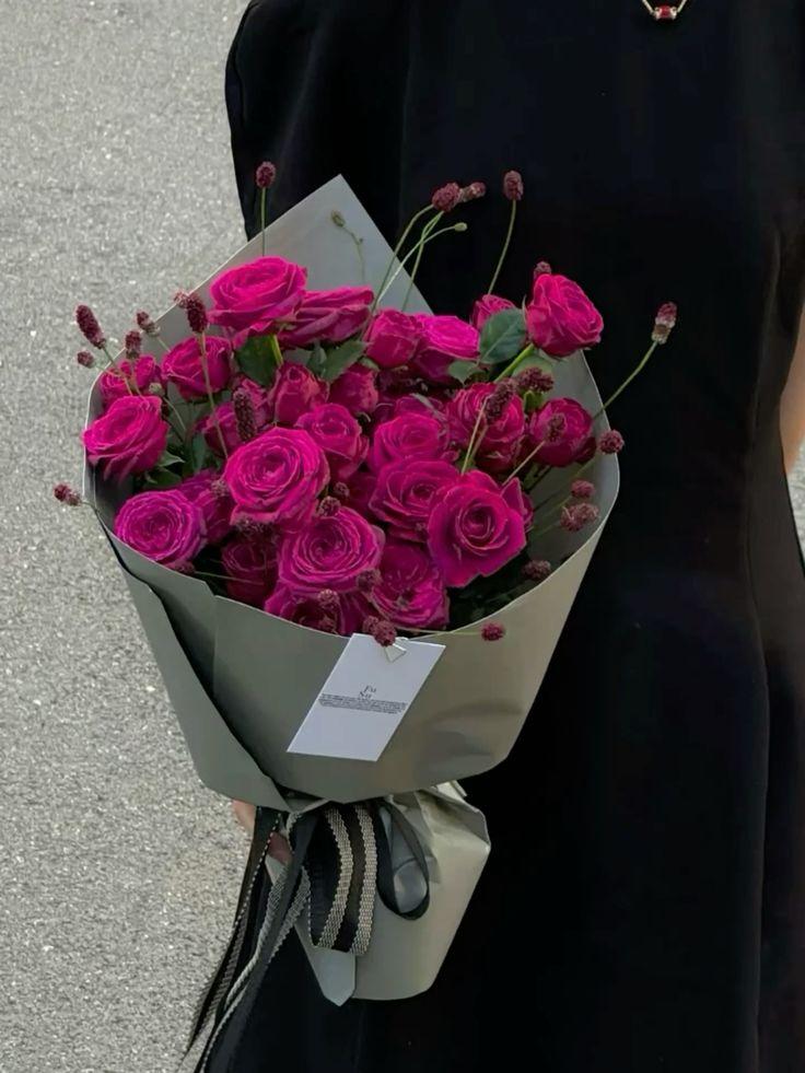 Pebble Garden Zen workshop space where corporate flower arrangements are designed and prepared for business delivery